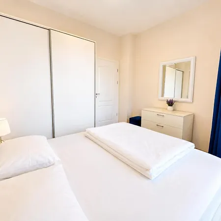 Lux In Lamer - First Line With Swimming Pool - Sea View Warna